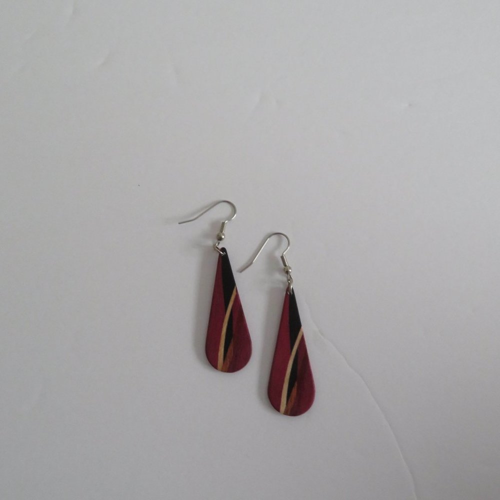 Gorgeous Lightweight, Handmade Wooden Dangle Earrings, EUC